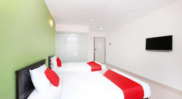 Hotel De Kiara By OYO Rooms, Rezervovat Hotel Hotely v Bahau s parkováním, Parkování