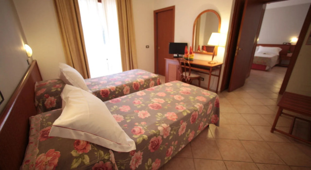 Eden Park Hotel