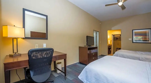 Двухместный люкс с 2 комнатами Homewood Suites by Hilton Birmingham-SW-Riverchase-Galleria