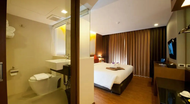 Номер Deluxe 41 Suite Bangkok