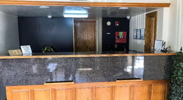 Econo Lodge, Buchen Sie Hotel Hotels in New England mit Frühstück, Frühstück