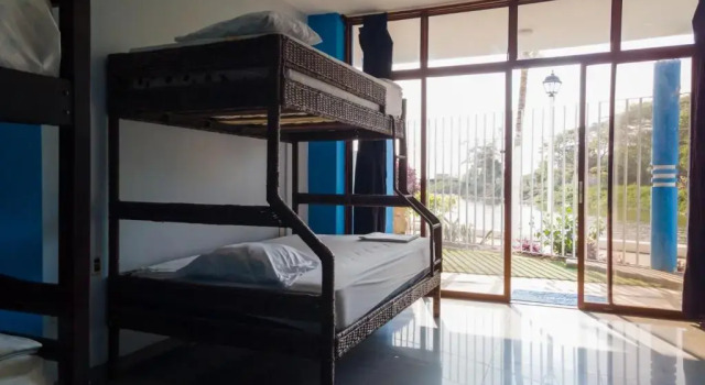 Семейный номер Standard Hotel Sol y Playa Montañita