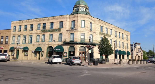 Hotel Bedford, Rezervați Hotel Goderich 
