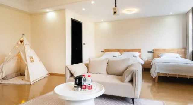Тент Yaochi Ju Creamy-Style Art Design View Inn (Longchi Mountain Scenic Area, Yaohu Town)