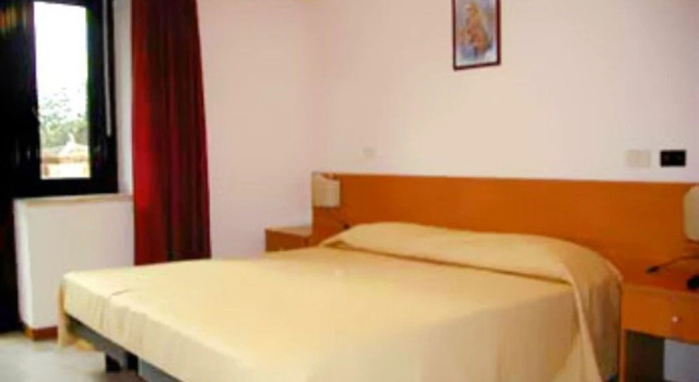 Hotel Ristorante La Marchigiana, Rezervovat Hotel Sarnano 