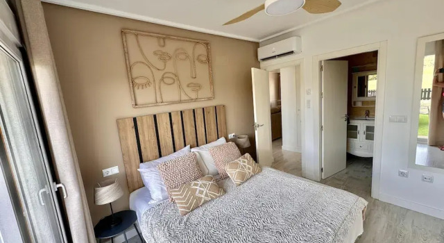 Luxurious Frontline Golf Villa on Mar Menor Golf, Réserver Villa Cottages à Murcie, Cottage