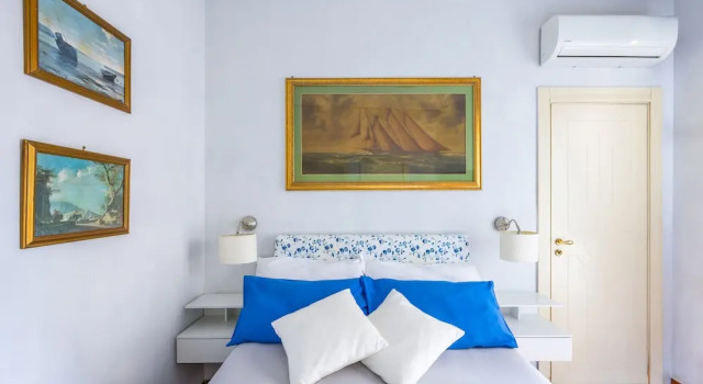 Двухместный номер Standard с балконом La Casa Di Bruno Napoli