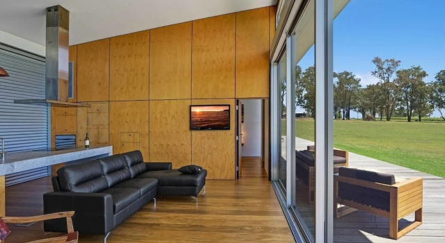 The Longhouse - Suite 2