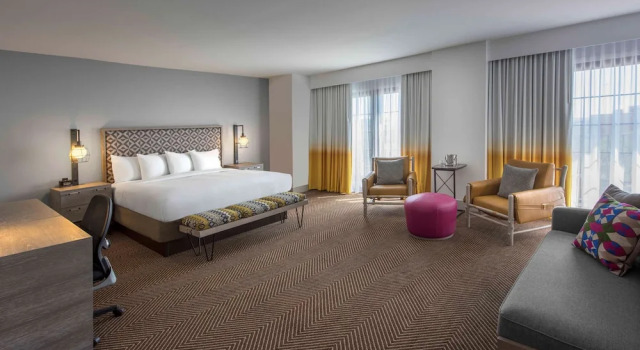 Люкс c 1 комнатой DoubleTree by Hilton Austin