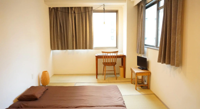 Трёхместный номер Standard Beehive Hostel Osaka