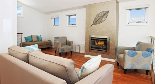 Surf Mist - contemporary seaside duplex, Забронировать Отель Джерроа Illawarra Region