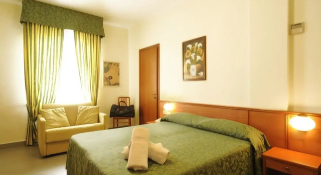 Номер Standard Hotel Tritone