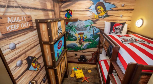 Полностью тематический номер Pirate LEGOLAND Hotel Dubai