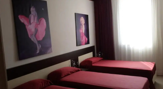 Четырёхместный номер Standard Merylinn Guest House
