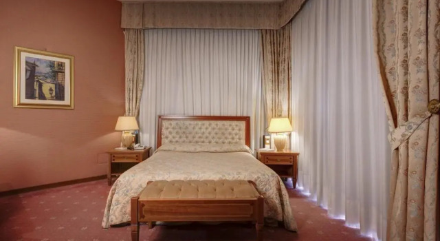 Полулюкс Borgo Palace Hotel