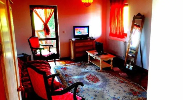 Hanul Curtea Veche, Rezervovat Hotel Hotely v Prahova Valley s parkováním, Parkování