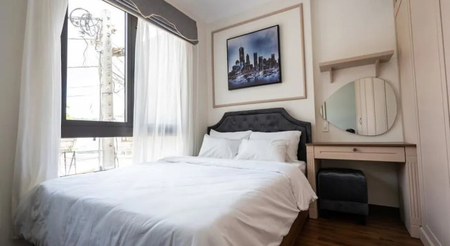 N Queen Apartment Hotel