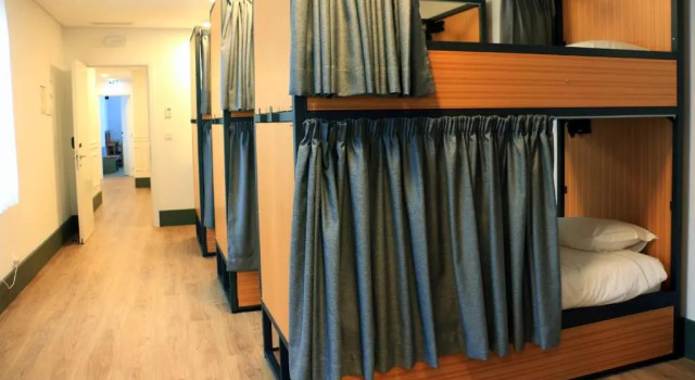 Кровать в общем номере Aliança café & hostel