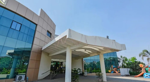 Country Club Pune By OYO Rooms, Забронировать Отель Отели штата Махараштры 3 звезды, 3*