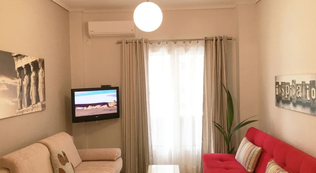 Апартаменты c 1 комнатой с видом на город Athina apartments