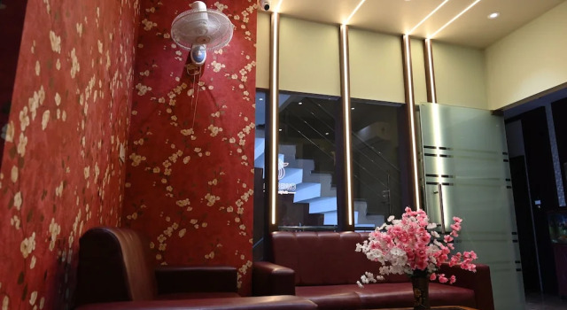 Hotel Olive Crown