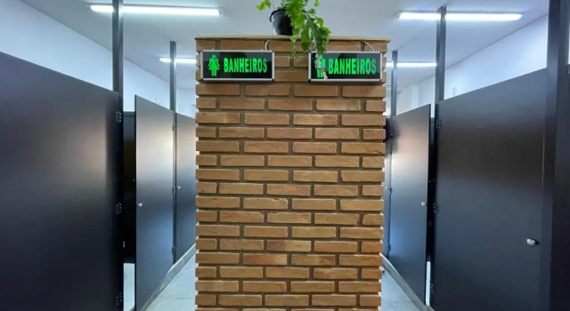 Кровать в общем номере Hostel Utopia