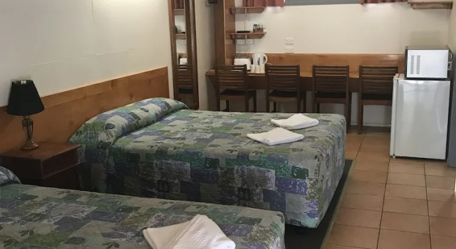 Четырёхместный номер Standard Blackall Coolibah Motel