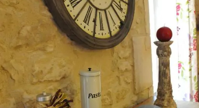 Le Chai O Soleils, Rezerwuj Hotel Hotele w Charente-Maritime z parkingiem, Parking