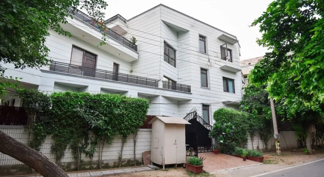 BedChambers Serviced Apartments, Sushant Lok, Забронировать Апартаменты/квартира Недорогие отели Гургаон, рядом с Whirlpool of India Ltd, недорого