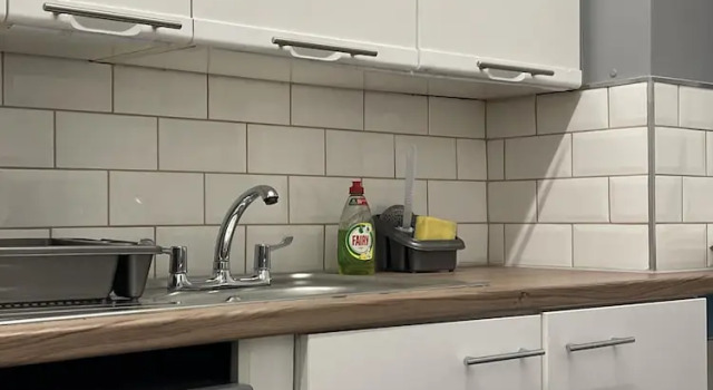 Апартаменты Lovely 2-bed Apartment in London