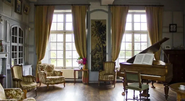 Le Logis d'Equilly, Book Bed and Breakfast Hotels in Manche with Parking, Parking