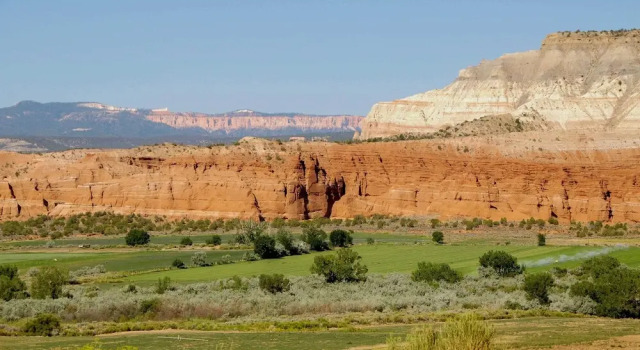 Коттедж Cottage Near Bryce Canyon & Zion National Parks!