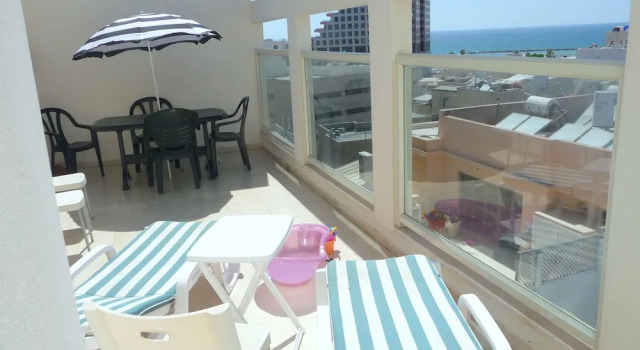 Номер Standard Дуплекс с балконом и с видом на море Elena Apartments