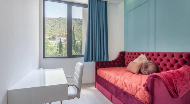 Luxury Meets Convenience - 2 bdrm @ City Center