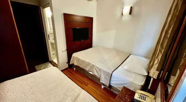 Hotel Nayla