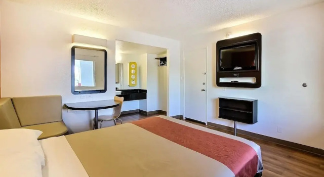 Номер Standard Motel 6-Campbell, CA - San Jose