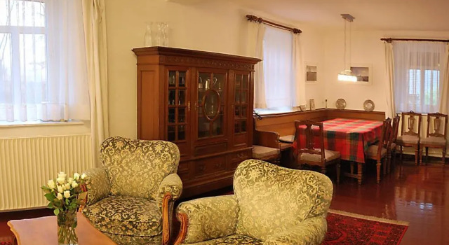 Cozy Holiday Home in Waimes With Terrace, Rezervovat Hotel Hotely v Lutych s parkováním, Parkování