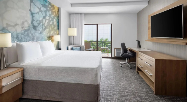 Люкс Courtyard by Marriott Port of Spain