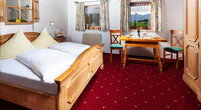 Mooserlehen, Varaa Hotelli Hotellit Baijeri pysäköinnillä, Pysäköinti