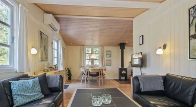 "Jupp" - 800m from the sea in Bornholm