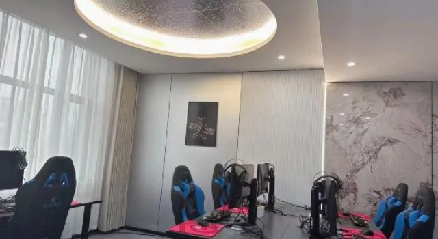 Капсула Lansen E-Sports Hotel