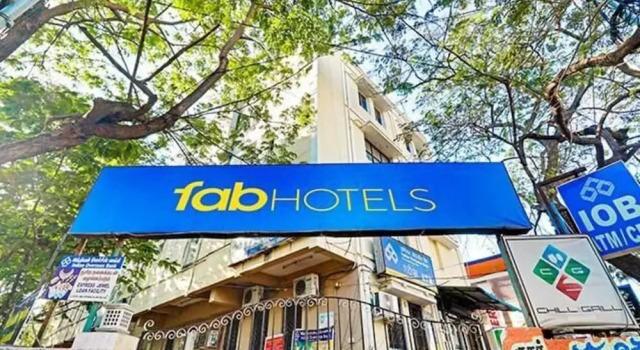 Fabhotel The Brown Tree