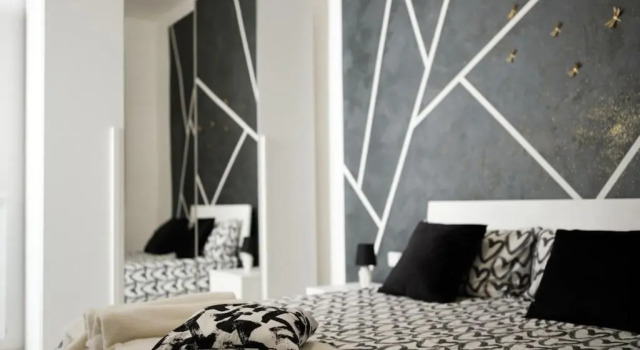 NewLife 8.15 Holiday Home Black
