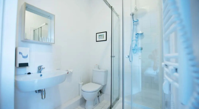 Номер Standard Bookinn B&B