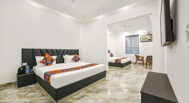 Номер Standard FabHotel The Premium Villa
