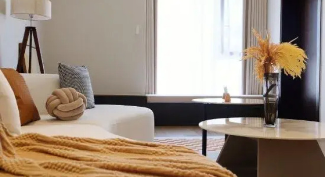 Suite Lakeside House