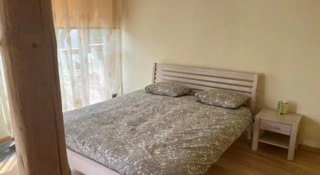 Lovely apartment with terrace near from beach!, Prenota Appartamento Hotel a Vidzeme con parcheggio, Parcheggio
