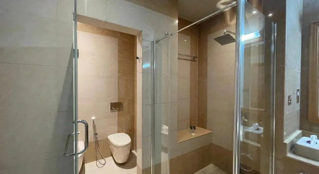 Люкс Deluxe с видом на море Апарт-отель Al Hamra Palace At Golf&Sea
