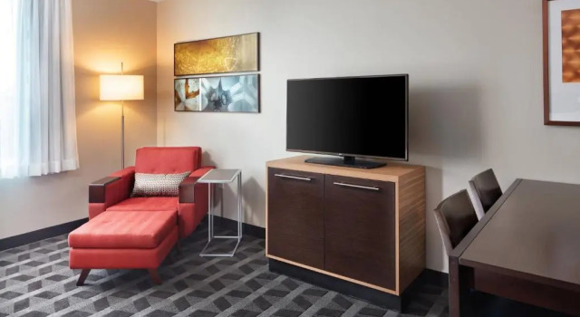 Двухместный люкс c 1 комнатой с видом на город Towneplace Suites By Marriott Louisville Northeast