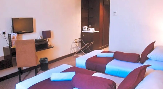 Номер Deluxe The Grand Puteri Hotel